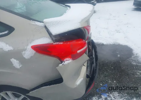 2016 Ford Focus Se из США, поврежденный, VIN 1FADP3F23GL354925